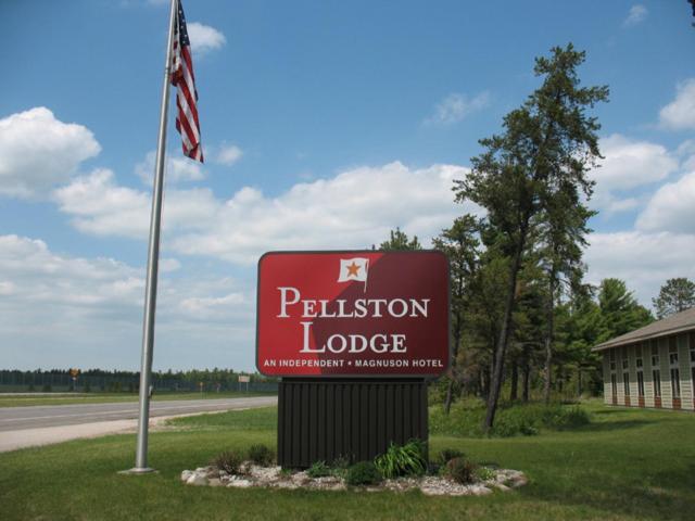 Pellston Lodge Esterno foto