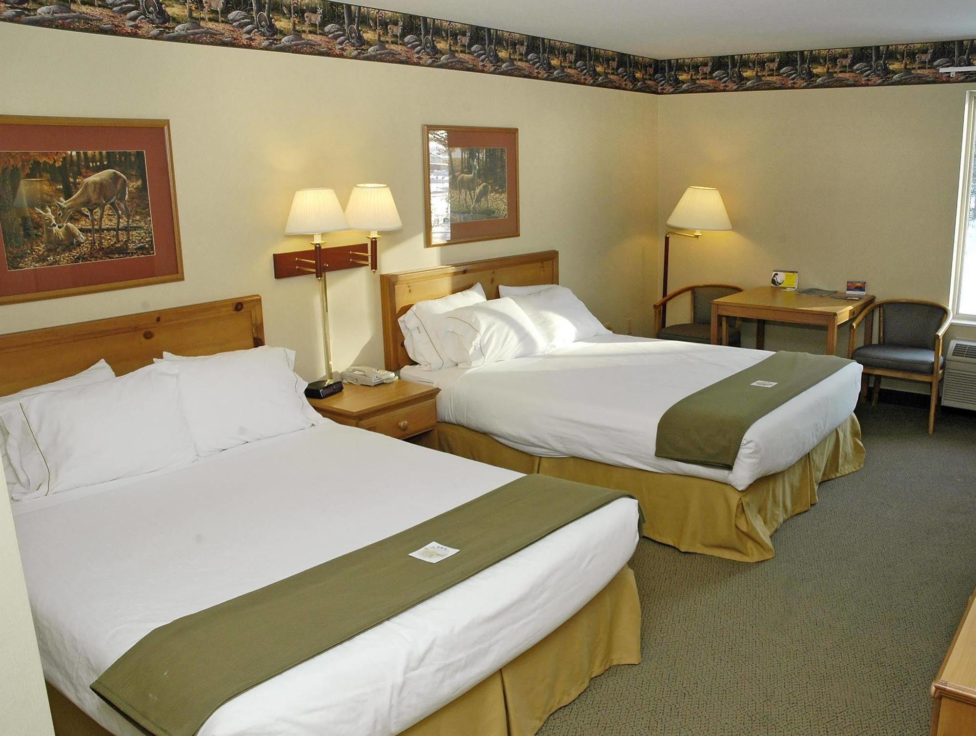 Pellston Lodge Esterno foto