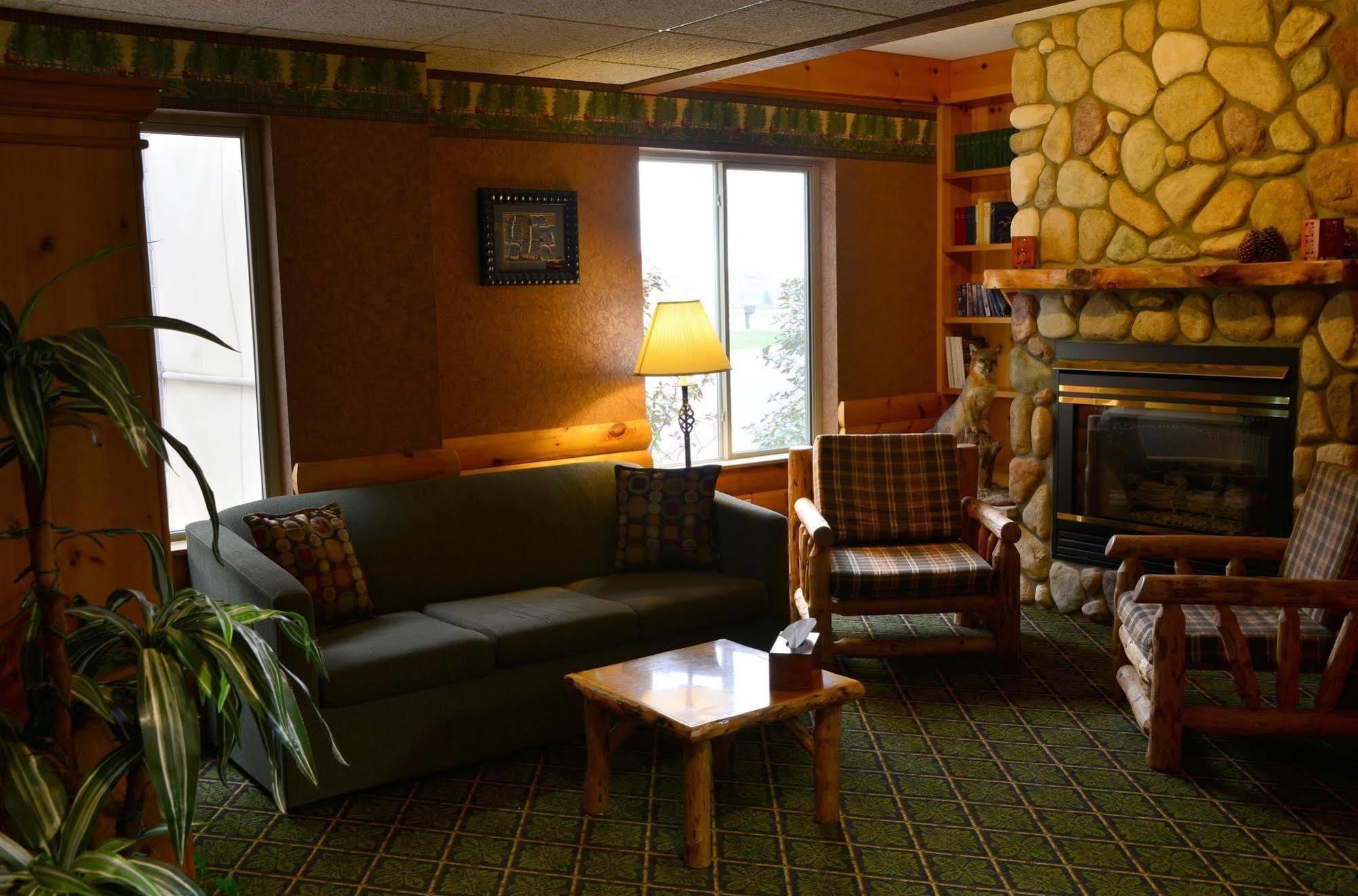 Pellston Lodge Esterno foto